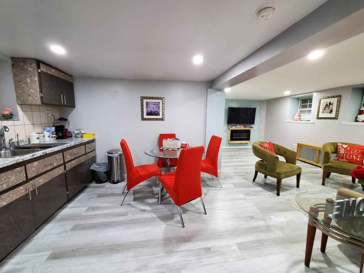 Lovely 2 Bedroom Apartment With 2 Entrance And Parking Nowy Jork Zewnętrze zdjęcie