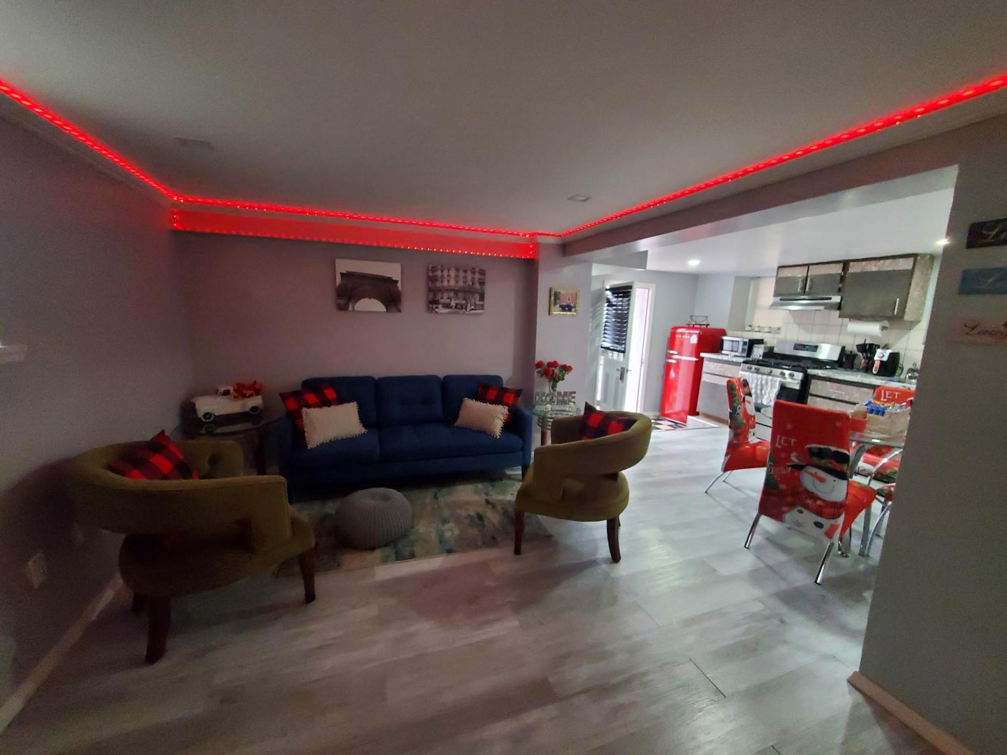 Lovely 2 Bedroom Apartment With 2 Entrance And Parking Nowy Jork Zewnętrze zdjęcie