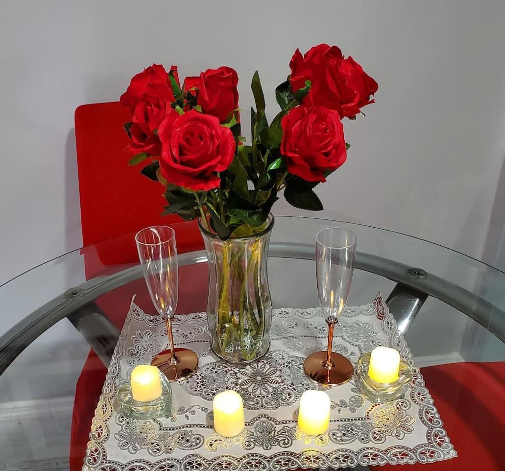 Lovely 2 Bedroom Apartment With 2 Entrance And Parking Nowy Jork Zewnętrze zdjęcie